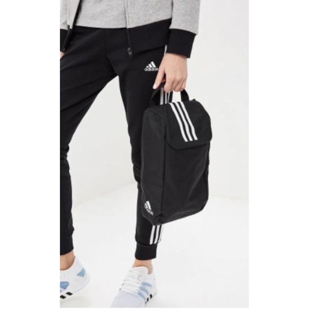 Сумка для спортивного взуття Adidas Tiro Shoe Bag (DQ1069)