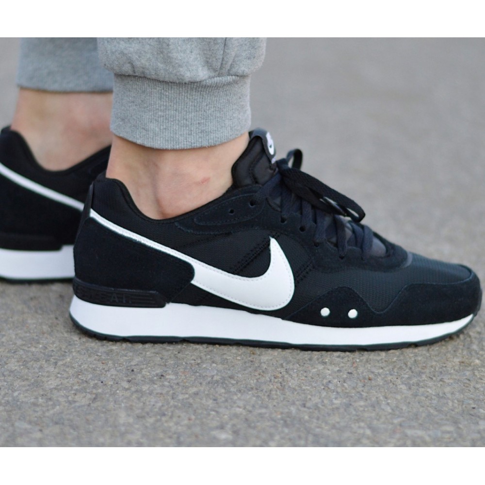 Кросівки спортивні Nike Venture Runner для бігу та на кожен день (CK2944-002)