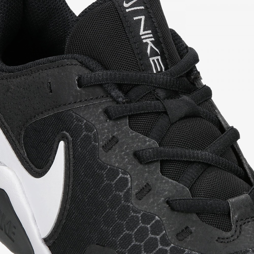 Кросівки спортивні Nike Legend Essential 2 для спорту та на кожен день (CQ9356-001)