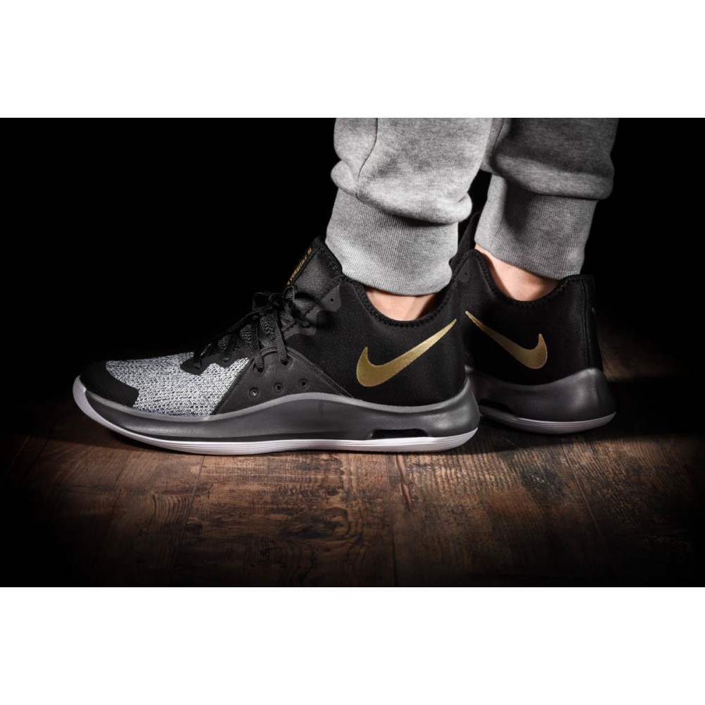 Кросівки баскетбольні Nike Versitile 3 (AO4430-005) 