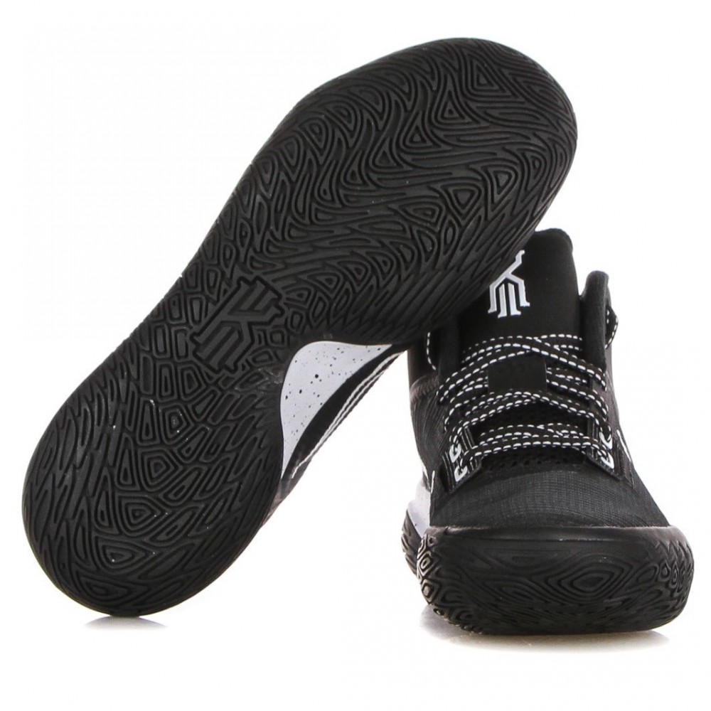 Кросівки баскетбольні Nike Kyrie Flytrap 4 (CT1972-001)