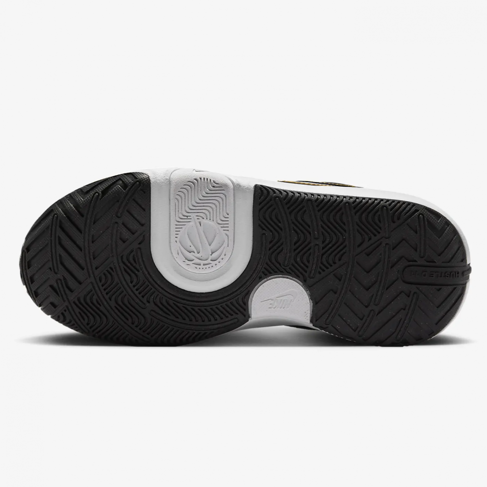 Дитячі баскетбольні кросівки Nike Team Hustle D 11 Big Kids' Basketball Shoes (DV8996-004)