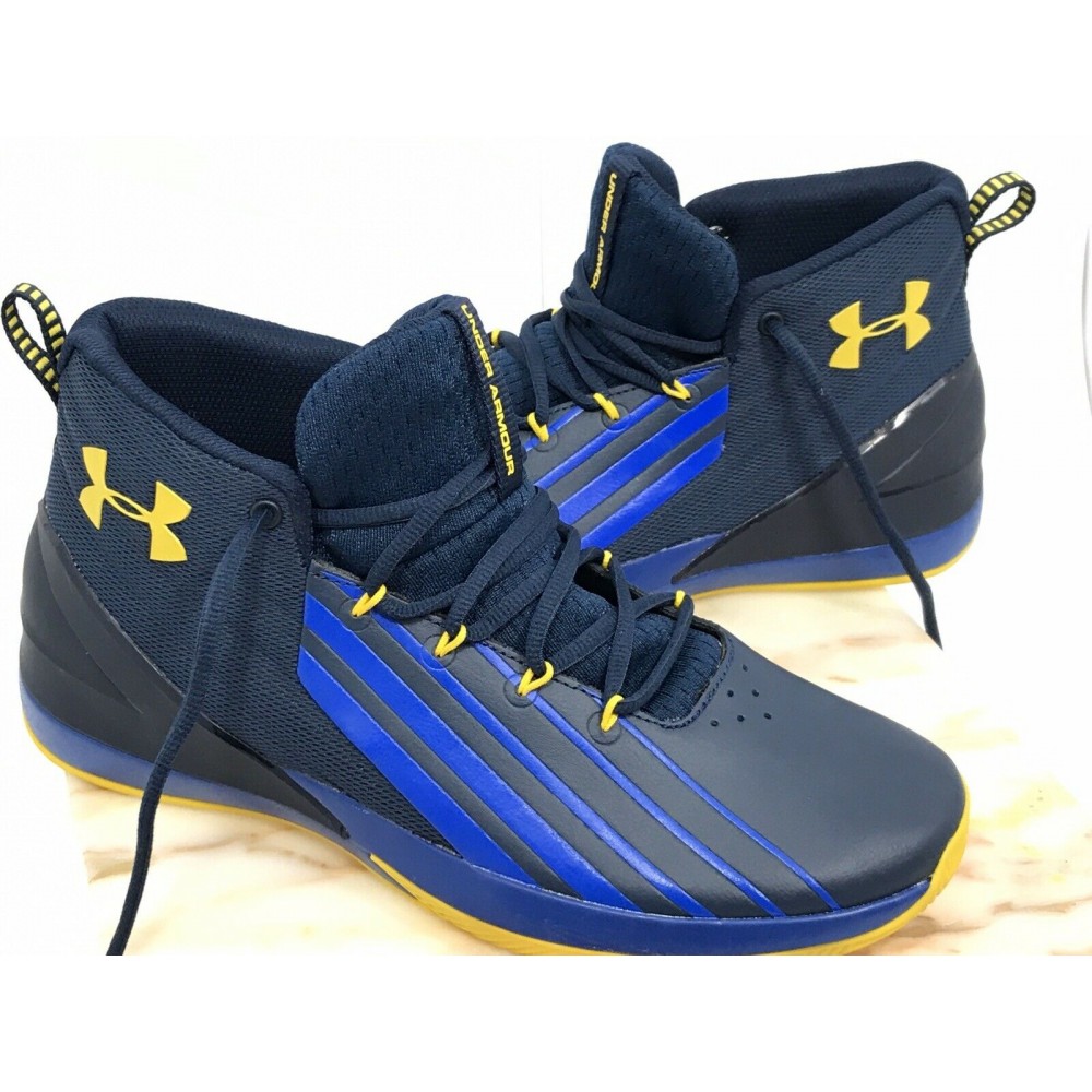 Кросівки баскетбольні Under Armour Lockdown 3 розмір EUR 47 (30,5 см) (3020622-400) 