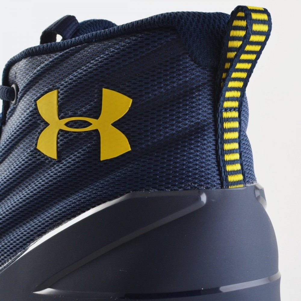 Кросівки баскетбольні Under Armour Lockdown 3 розмір EUR 47 (30,5 см) (3020622-400) 