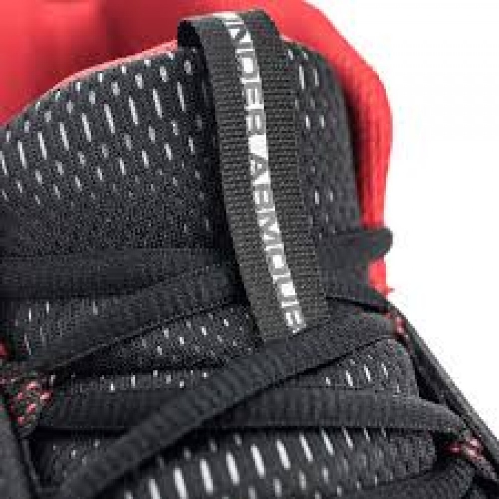 Кросівки баскетбольні Under Armour Torch розмір EUR 44, довжина устіли 28 см (3020620-004)
