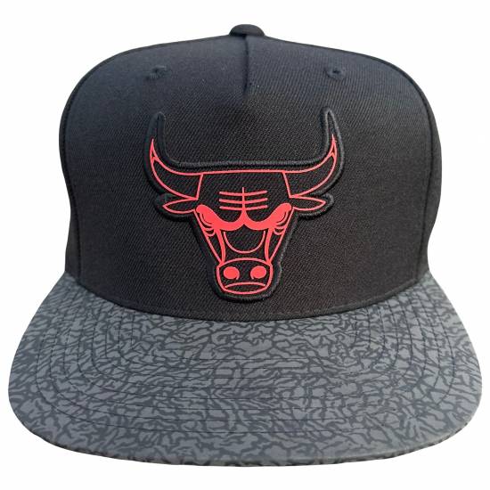 Кепка-снепбек Mitchell & Ness NBA Chicago Bulls Snapback (MN-NBA-FA068-CHIBUL-BLK)