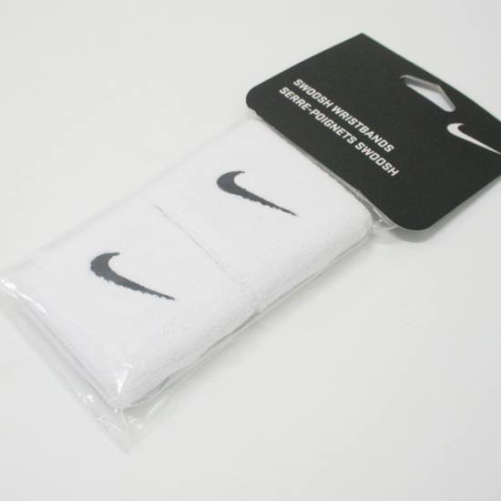 Напульсники Nike Swoosh Wristbands 2 шт. (1 пара) для спорту, ігор, тренувань білі (N.NN.04.101.OS) 