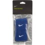Напульсники Nike Swoosh Wristbands 2 шт. (1 пара) для спорту, ігор, тренувань (N.NN.04.402.OS) Напульсники Nike Swoosh Wristbands 2 шт. (1 пара) для спорту, ігор, тренувань (N.NN.04.402.OS)