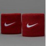 Напульсники Nike Swoosh Wristbands 2 шт. (1 пара) для спорту, ігор, тренувань червоні (N.NN.04.601.OS) Напульсники Nike Swoosh Wristbands 2 шт. (1 пара) для спорту, ігор, тренувань червоні (N.NN.04.601.OS)