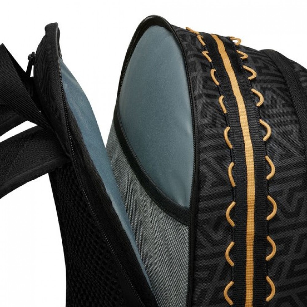Рюкзак баскетбольний спортивний Nike Giannis Backpack 29 л поліестер (DQ5241-010)