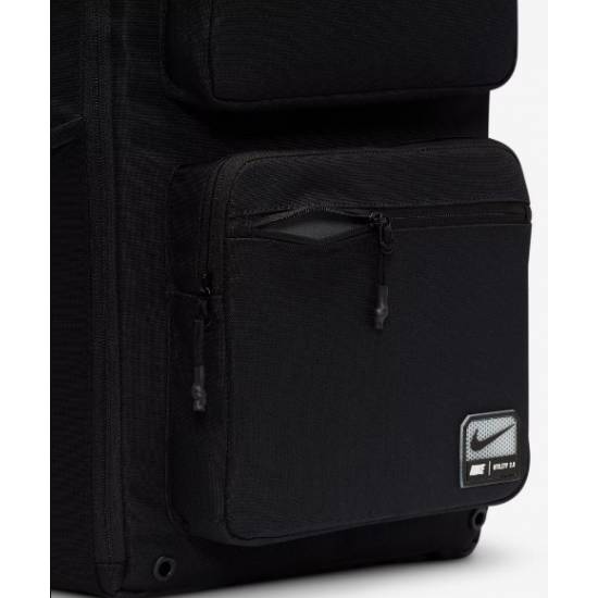 Рюкзак спортивний Nike Utility Speed Backpack 27 л (FN4106-010) Рюкзак спортивний Nike Utility Speed Backpack 27 л (FN4106-010)