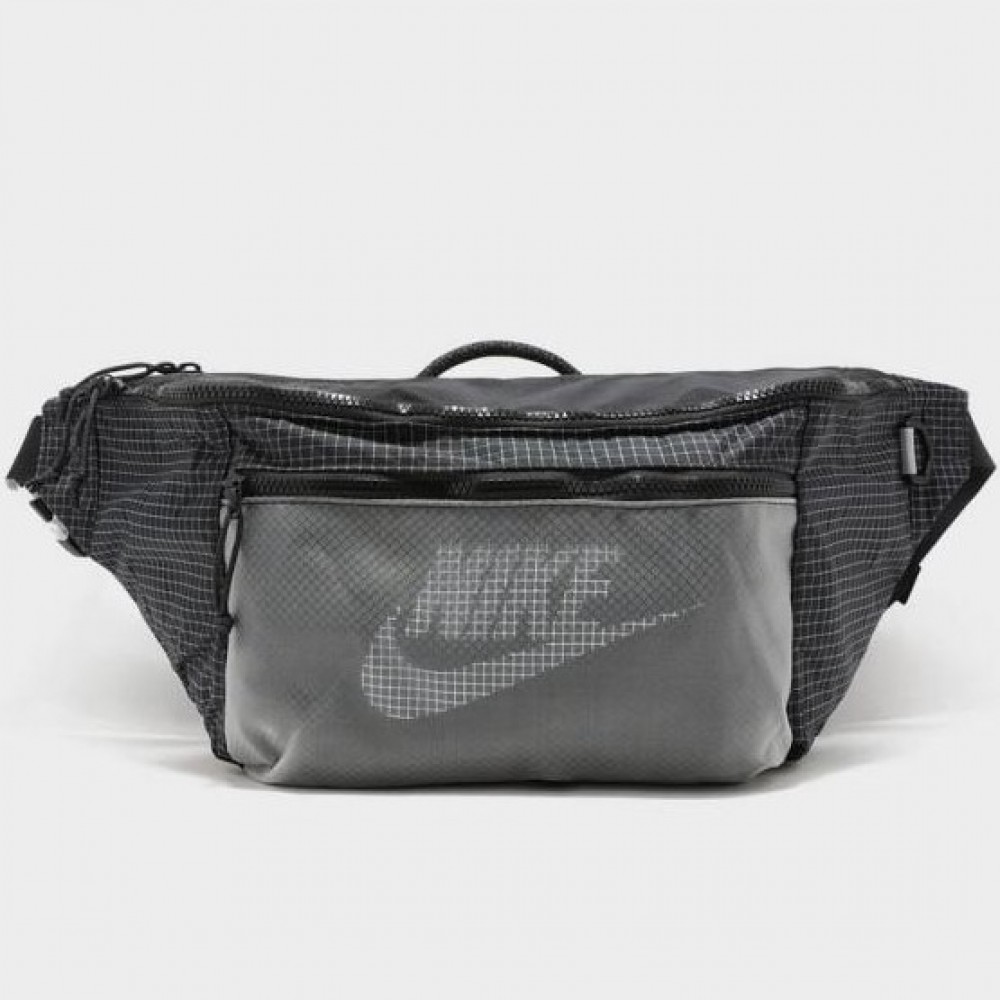 Сумка на пояс-через плечо Nike Tech Hip Pack для зберігання дрібних предметів (CV1411-011)
