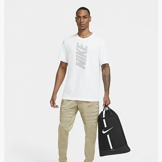 Рюкзак-мішок Nike Academy Training Gym Sack 18 л спортивний (DA5435-010) Рюкзак-мішок Nike Academy Training Gym Sack 18 л спортивний (DA5435-010)