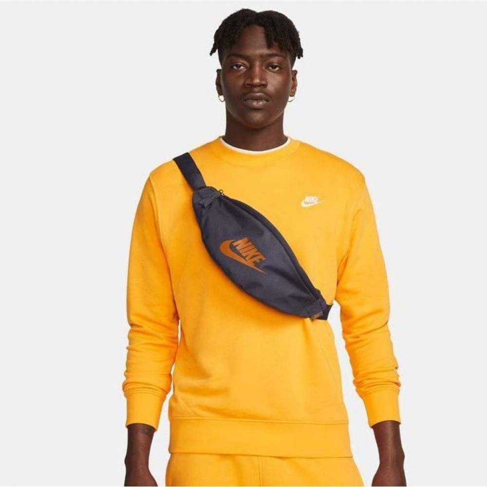 Сумка-бананка на пояс Nike Heritage Waistpack 3 л для зберігання дрібних предметів (DB0490-015)