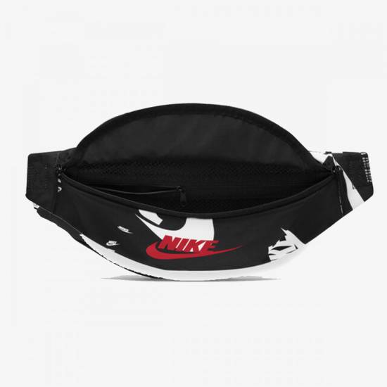 Сумка-бананка на пояс Nike Heritage Hip Pack 3 л для зберігання дрібних предметів (DQ5930-010) Сумка-бананка на пояс Nike Heritage Hip Pack 3 л для зберігання дрібних предметів (DQ5930-010)