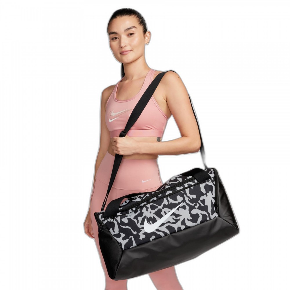 Сумка спортивна Nike Brasilia Duffel Bag Small 41 л для тренувань та спорту (FB2829-010)