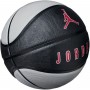 М'яч баскетбольний Nike Jordan Playground розмір 7 гумовий (J. 000.1865.041.07) М'яч баскетбольний Nike Jordan Playground розмір 7 гумовий (J. 000.1865.041.07)