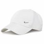 Кепка-бейсболка Nike Heritage 86 Metal Swoosh Cap біла (943092-100) Кепка-бейсболка Nike Heritage 86 Metal Swoosh Cap біла (943092-100)