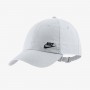 Кепка-бейсболка жіноча Nike Sportswear Heritage 86 Women's Cap (AO8662-101) Кепка-бейсболка жіноча Nike Sportswear Heritage 86 Women's Cap (AO8662-101)