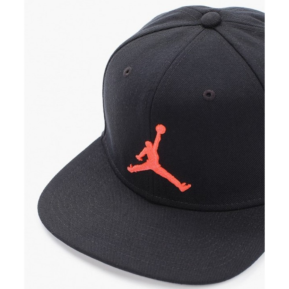 Кепка Jordan Pro Jumpman Snapback з прямим козирком 6-панельна (AR2118-010) — оригінал
