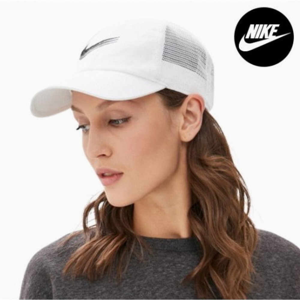 Кепка-бейсболка Nike Sportswear Heritage 86 Swoosh (DC4022-100)