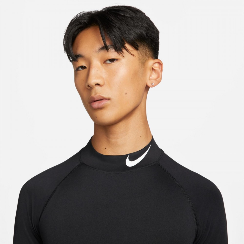 Футболка компресійна Nike Pro Men's Tight-Fit Long-Sleeve Top з довгими рукавами (DD1986-010)