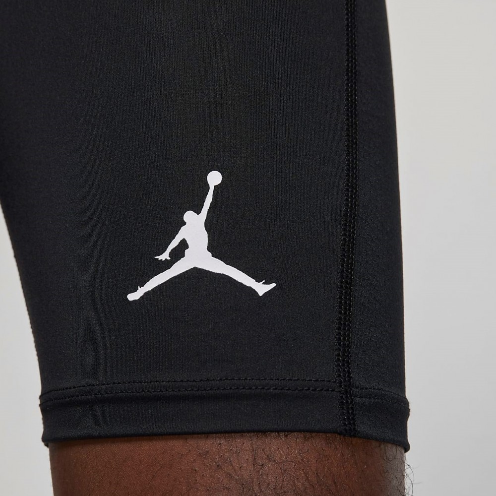 Шорти компресійні чоловічі  Jordan Sport Dri-FIT Men's Compression Shorts чорні оригінал  (DM1813-010)