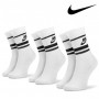 Шкарпетки спортивні Nike Sportswear Everyday Essential Socks 3 пари (DX5089-103) Шкарпетки спортивні Nike Sportswear Everyday Essential Socks 3 пари (DX5089-103)