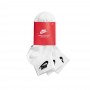 Шкарпетки спортивні Nike Everyday Essential Ankle 3 пари білі (SK0110-101) Шкарпетки спортивні Nike Everyday Essential Ankle 3 пари білі (SK0110-101)