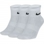 Шкарпетки спортивні Nike Everyday Lightweight Ankle 3 пари (SX7677-100) Шкарпетки спортивні Nike Everyday Lightweight Ankle 3 пари (SX7677-100)