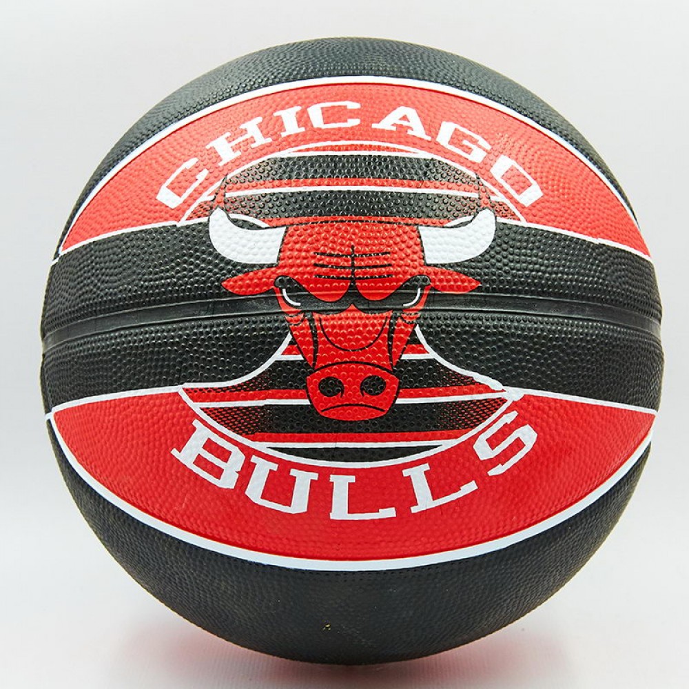 М'яч баскетбольний Spalding NBA Chicago Bulls Outdoor розмір 7 гумовий (83503Z)
