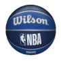 М'яч баскетбольний Wilson NBA Dallas Mavericks Outdoor розмір 7 гумовий (WTB1300XBDAL) М'яч баскетбольний Wilson NBA Dallas Mavericks Outdoor розмір 7 гумовий (WTB1300XBDAL)
