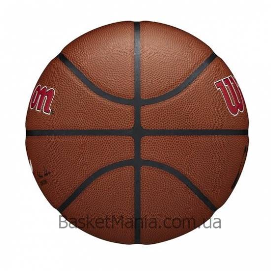 М'яч баскетбольний Wilson NBA Team Composite Chicago Bulls розмір 7 композитна шкіра (WTB3100XBCHI)