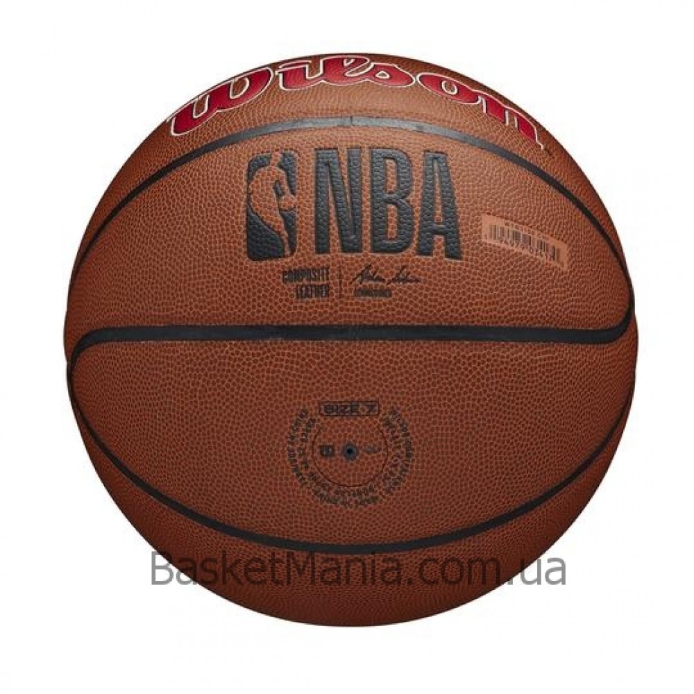 М'яч баскетбольний Wilson NBA Team Composite Chicago Bulls розмір 7 композитна шкіра (WTB3100XBCHI)