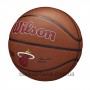 М'яч баскетбольний Wilson NBA Team Composite Miami Heat розмір 7 композитна шкіра (WTB3100XBMIA) М'яч баскетбольний Wilson NBA Team Composite Miami Heat розмір 7 композитна шкіра (WTB3100XBMIA)