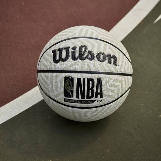 М'яч баскетбольний Wilson NBA Forge Pro UV Indoor-Outdoor Basketball розмір 7 композитна шкіра (WZ2016701XB7)