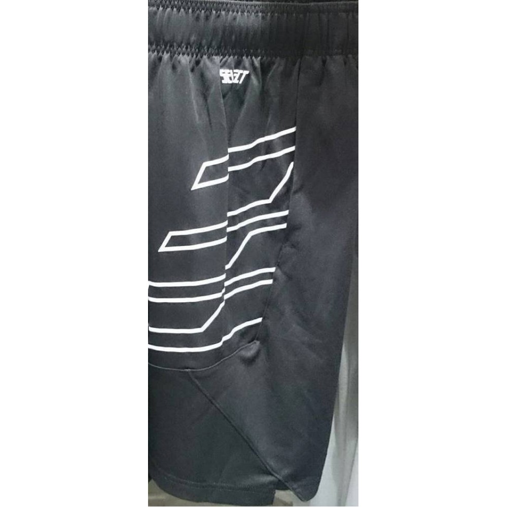 Шорти баскетбольні чоловічі Under Armour 9In Short 1305735-001 розмір XL (1305735-001)