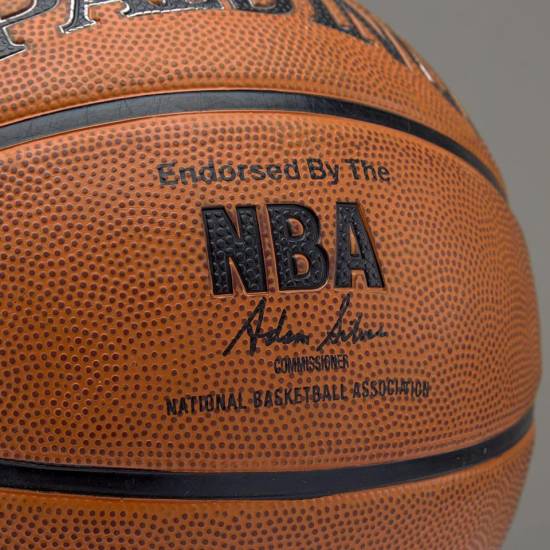 Мяч баскетбольный Spalding NBA Platinum Outdoor размер 7 резиновый для игры на улице-в зале